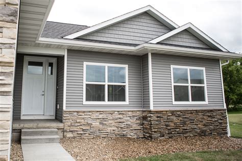 grey vinyl siding